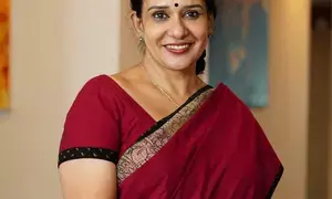 Actress Mala Paravathy targeted by online fraudsters, CM Vijayan seeks Centres support