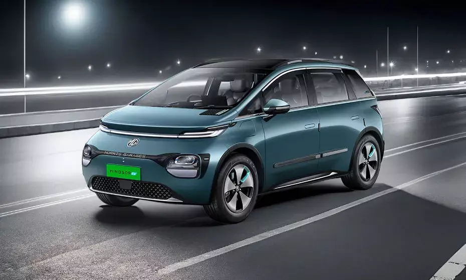 MG Windsor EV Shatters Records with 15,176 Bookings on Launch Day