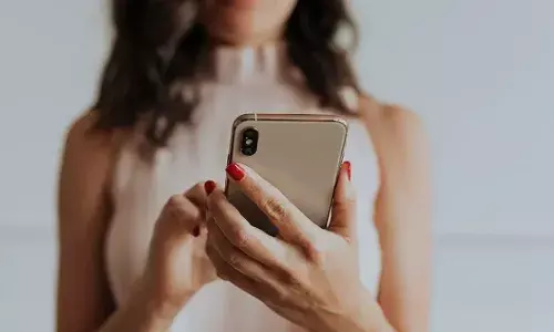 The Dark Side of Smartphones: Teen Addiction Leads to Tragic Consequences