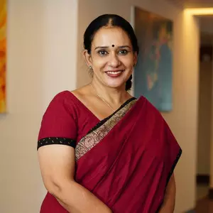 Actress Mala Paravathy targeted by online fraudsters, CM Vijayan seeks Centres support