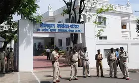 MP Lokayukta raids govt employee’s residence in Bhopal