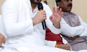 Tejashwi Yadav criticises Nitish Kumar on Bihar’s special status