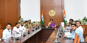 Telangana to go ahead with Group I exam as aspirants continue protest