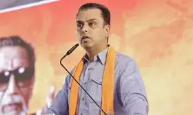 Deora takes swipe at Cong, Aaditya Thackeray as Telangana CM accepts Adani donation