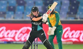 Women’s T20 WC final: Late onslaught by Halliday, Kerr propels NZ to 158/5 against South Africa