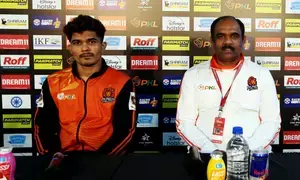PKL Season 11: Puneri Paltan coach Ramesh happy with the teams performance, wants players to ride  momentum