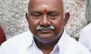 After CP Yogeshwara ditches BJP, party MLC Vishwanath calls him fraud