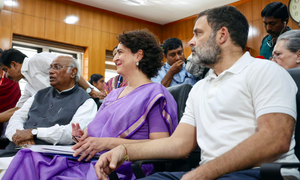 Priyanka Gandhi owns assets worth Rs 12 crore, Robert Vadra worth Rs 66 crore