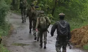 Two soldiers, two porters killed; 3 solders injured in terrorist attack in J&Ks Baramulla (Lead)