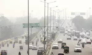 NCR pollution: NGT issues notice to Delhi Police Commissioner, Special Commissioner, Traffic Management