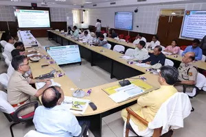 Tripura CM bats for control of car sales to curb traffic congestion