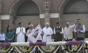 HM Shah flags off Run For Unity, urges people to pledge for Viksit Bharat