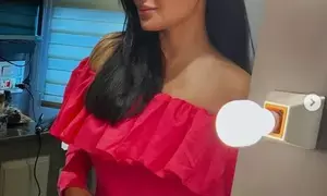 Neeru Bajwa isnt sure about ‘low waist jeans’ trend