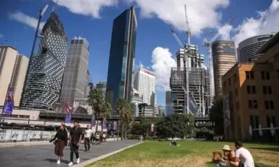 Report warns of growing health gap between advantaged, disadvantaged communities in Australia