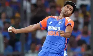 Speedster Mayank Yadav out for action for some months due to back issue, say sources