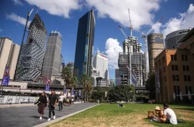 Report warns of growing health gap between advantaged, disadvantaged communities in Australia Report warns of growing health gap between advantaged, disadvantaged communities in Australia