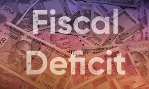 Indias fiscal deficit narrows to 29.4 pc of FY25 target in April-Sep