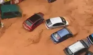 62 dead in flash floods in eastern Spain (Lead)