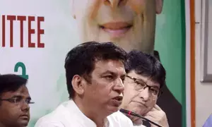 Delhi Congress slams AAP govt for toxic air after Diwali