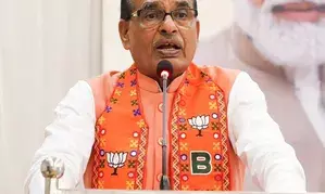 Shivraj Singh Chouhan attacks Kharge, says Cong never keeps its promises