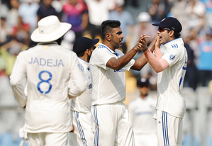3rd Test: India grab the initiative, reduce NZ to 171/9  at stumps on Day 2