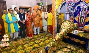 Rajasthan CM offers prayers at Shrinathji Temple
