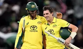 1st ODI: Cummins cameo snatch victory from Pakistan in series opener