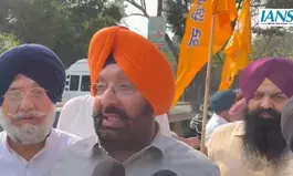 Akali Dal stages statewide protests over ‘tardy’ paddy procurement in Punjab