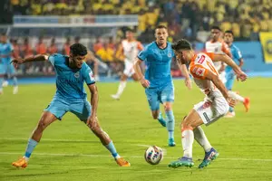 ISL 2024-25: Southern rivals Kerala Blasters, Hyderabad FC hope to bounce back after recent defeats