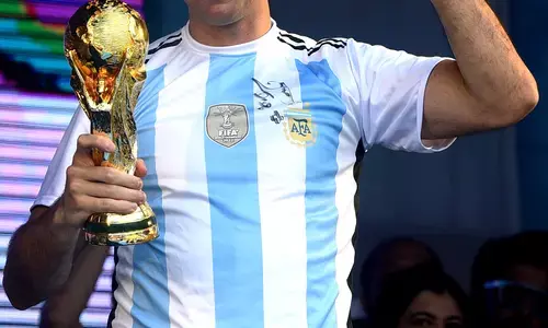 Martinez returns to Argentina squad for World Cup qualifiers after suspension