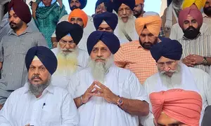 Akal Takht to now meet Sikh organisations to decide Sukhbir Badals future