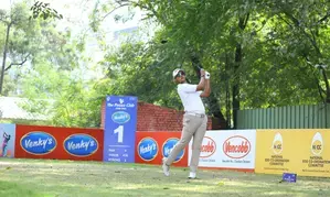 Poona Club Open: Karandeep Kochhar, Kshitij Naveed Kaul fire 64 each for joint lead