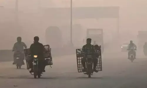 Air Pollution in Lahore: Officials Warn of Possible Lockdown as Toxic Smog Sends Thousands to Hospitals