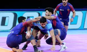 PKL Season 11: Malik caps off well-rounded team effort as Dabang Delhi beat Bengal Warriorz