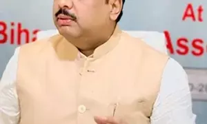 BCA president Rakesh Tiwari applauds Bihar’s win over Assam in Cooch Behar Trophy