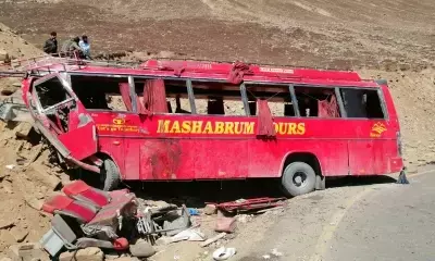 Eight killed, over 20 injured in road accidents in Pakistan