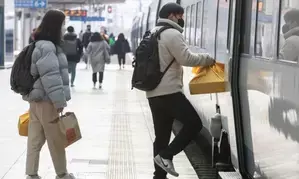 South Korea: 7 out of 10 people say couples can live together without marriage