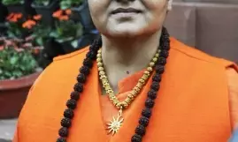 Fresh warrant issued against Pragya Thakur as she fails to appear before court