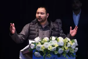 Tejashwi Yadav attacks Nitish Kumar on Bihar’s special status