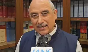 Nalin Kohli hits out at Congress over Rs 450 LPG gas cylinders pledge to infiltrators in Jharkhand