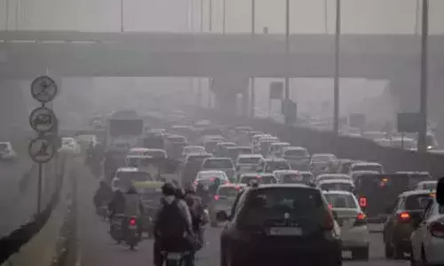 Delhi-NCR Turns into a Gas Chamber as AQI Reaches 500; IMD Warns of Tough Days Ahead for North-West India