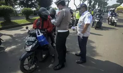 Indonesian police seize 389 kg of meth linked to international network