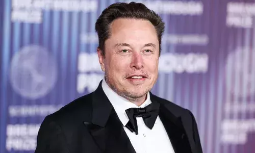 Elon Musk launched a banana into space on a SpaceX test flight: What is the reason?