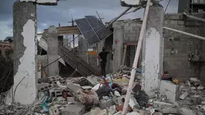 17 Palestinians killed by Israeli bombings across Gaza 17 Palestinians killed by Israeli bombings across Gaza