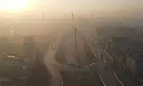 Pakistans Lahore remains worlds most polluted city despite light drizzle