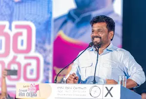 Sri Lankan cabinet clears proposal to restructure international sovereign bonds Sri Lankan cabinet clears proposal to restructure international sovereign bonds