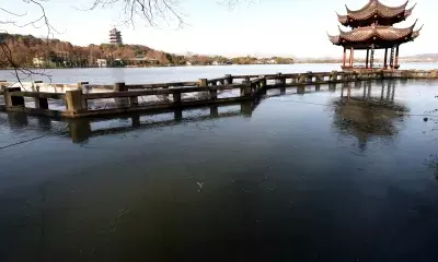 China maintains yellow alerts for blizzards, cold waves