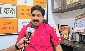 BJP slams Rahul Gandhi for renewing Veer Savarkar-bashing after Maha polls