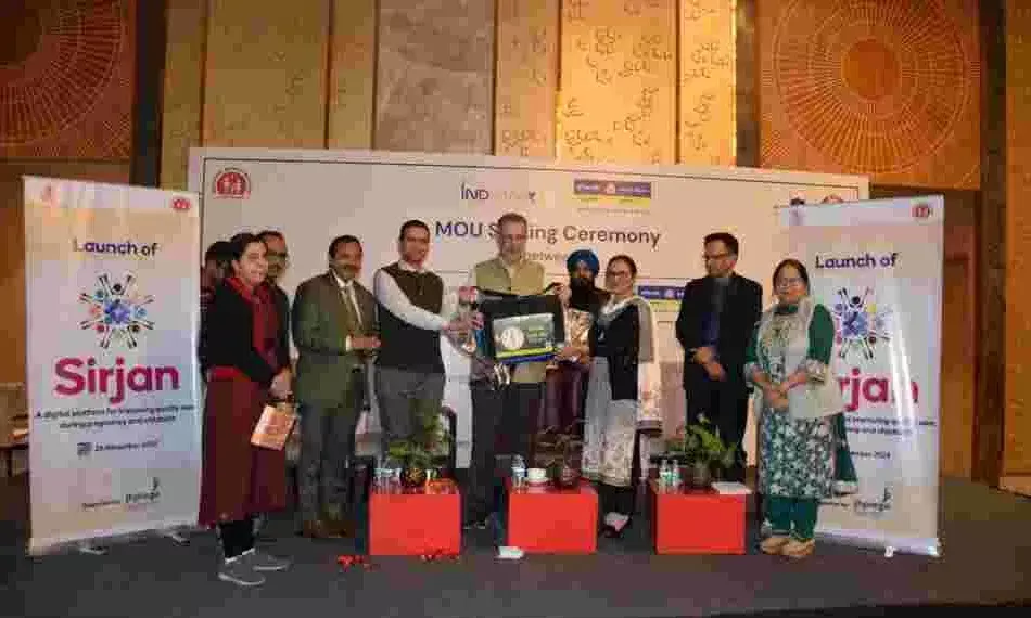 Punjab Health Minister launches “Sirjan” mobile app to reduce maternal mortality rate in Punjab Punjab Health Minister launches “Sirjan” mobile app to reduce maternal mortality rate in Punjab