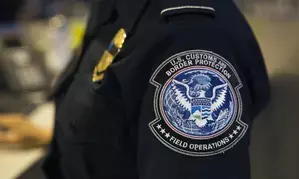 US conducts largest seizure of fake guitars